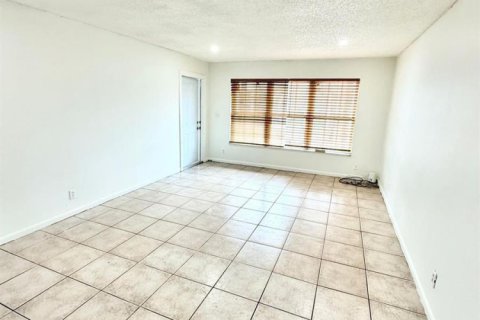Appartement à louer à Lauderhill, Floride: 3 chambres, 111.48 m2 № 2085290 - photo 12