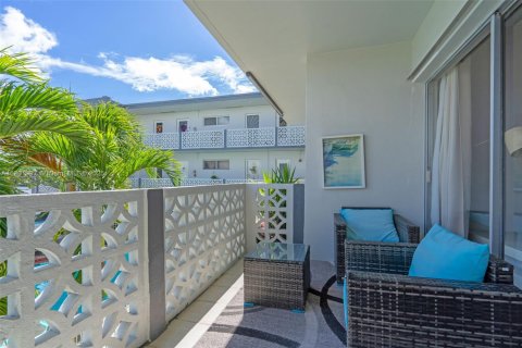 Copropriété à louer à North Miami, Floride: 1 chambre, 64.75 m2 № 1966097 - photo 7