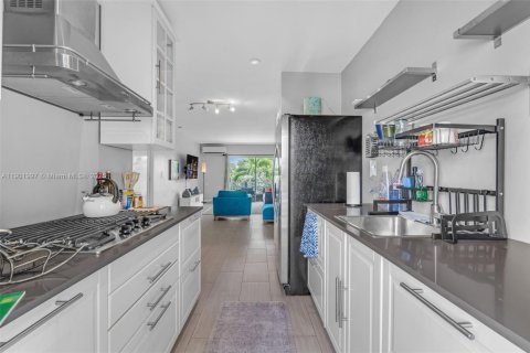 Copropriété à louer à North Miami, Floride: 1 chambre, 64.75 m2 № 1966097 - photo 11