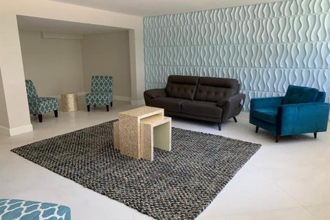 Copropriété à vendre à Hillsboro Beach, Floride: 2 chambres, 108.7 m2 № 2246037 - photo 6
