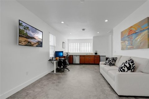 House in Orlando, Florida 4 bedrooms, 214.14 sq.m. № 1823068 - photo 26
