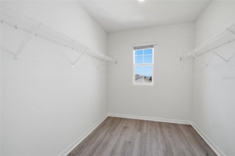 House in Wesley Chapel, Florida 4 bedrooms, 209.96 sq.m. № 2216888 - photo 26