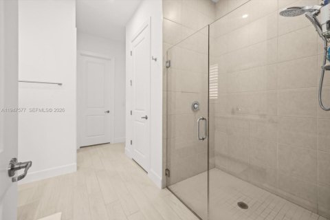 Купить виллу или дом в Порт-Сент-Луси, Флорида 3 спальни, 176.89м2, № 2009513 - фото 24