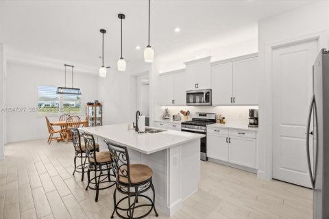 Купить виллу или дом в Порт-Сент-Луси, Флорида 3 спальни, 176.89м2, № 2009513 - фото 10