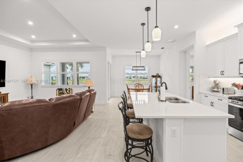 Купить виллу или дом в Порт-Сент-Луси, Флорида 3 спальни, 176.89м2, № 2009513 - фото 8