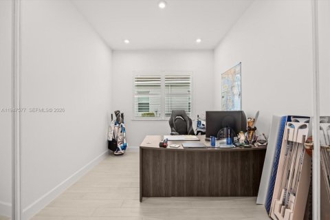 Купить виллу или дом в Порт-Сент-Луси, Флорида 3 спальни, 176.89м2, № 2009513 - фото 28