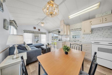 Купить кондоминиум в Клермон, Флорида 3 комнаты, 36.79м2, № 1618107 - фото 5