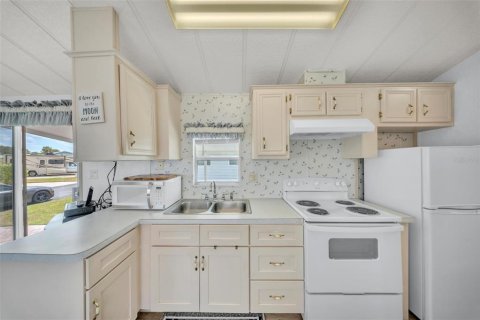 Купить кондоминиум в Клермон, Флорида 3 комнаты, 36.79м2, № 1618107 - фото 4