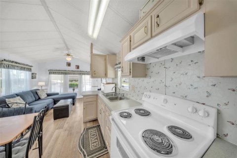 Купить кондоминиум в Клермон, Флорида 3 комнаты, 36.79м2, № 1618107 - фото 14