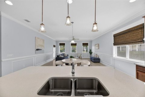 Villa ou maison à vendre à Apollo Beach, Floride: 4 chambres, 186.45 m2 № 2147571 - photo 13