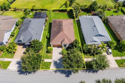 Villa ou maison à vendre à Apollo Beach, Floride: 4 chambres, 186.45 m2 № 2147571 - photo 2