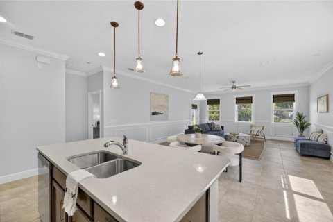 Villa ou maison à vendre à Apollo Beach, Floride: 4 chambres, 186.45 m2 № 2147571 - photo 14