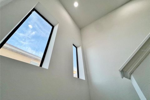 Adosado en venta en Poinciana, Florida, 4 dormitorios, 177.07 m2 № 1851590 - foto 23