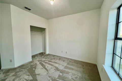 Adosado en venta en Poinciana, Florida, 4 dormitorios, 177.07 m2 № 1851590 - foto 27