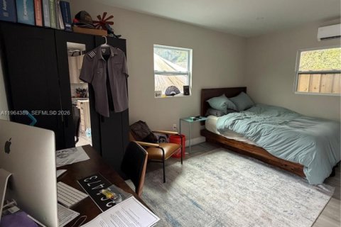 Villa ou maison à louer à Miami, Floride № 2026180 - photo 2