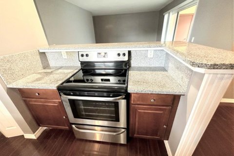 Condominio en alquiler en Tampa, Florida, 2 dormitorios, 81.85 m2 № 1826702 - foto 6
