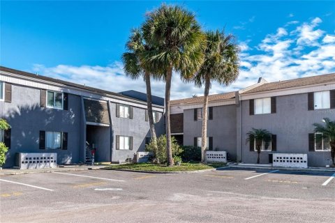 Condominio en alquiler en Tampa, Florida, 2 dormitorios, 81.85 m2 № 1826702 - foto 24