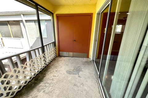 Condominio en alquiler en Tampa, Florida, 2 dormitorios, 81.85 m2 № 1826702 - foto 13
