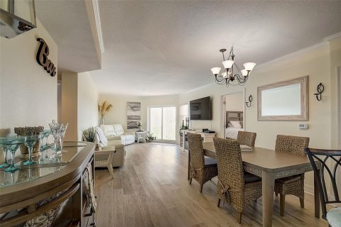 Condominio en venta en New Port Richey, Florida, 2 dormitorios, 124.4 m2 № 1535930 - foto 4
