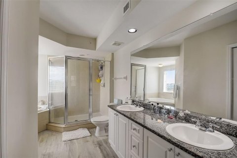 Condominio en venta en New Port Richey, Florida, 2 dormitorios, 124.4 m2 № 1535930 - foto 13
