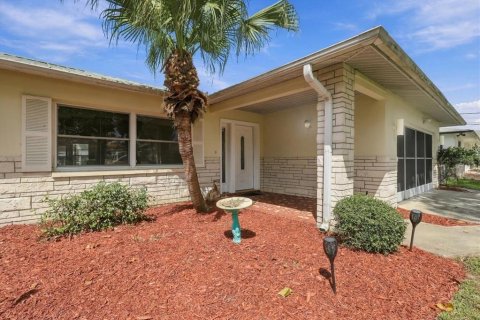 Casa en venta en Crystal River, Florida, 3 dormitorios, 208.57 m2 № 2386150 - foto 5