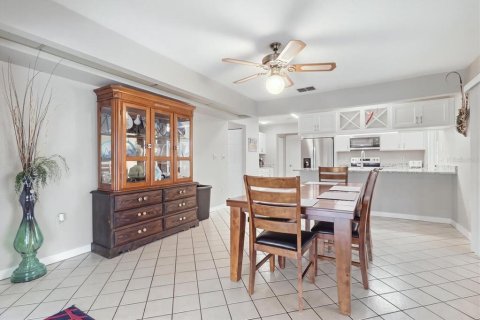 Casa en venta en Crystal River, Florida, 3 dormitorios, 208.57 m2 № 2386150 - foto 13