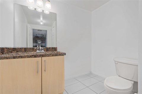 Copropriété à louer à Miami Beach, Floride: 1 chambre, 73.39 m2 № 1989786 - photo 10