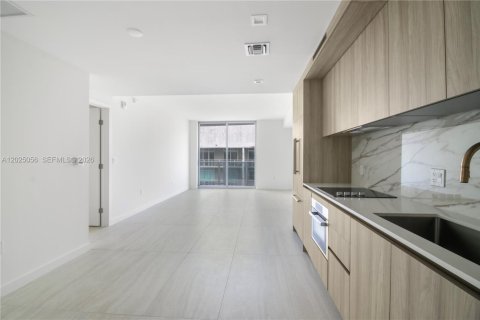 Copropriété à louer à Miami, Floride: 1 chambre, 80.08 m2 № 2171419 - photo 11