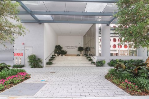 Copropriété à louer à Miami, Floride: 1 chambre, 80.08 m2 № 2171419 - photo 2