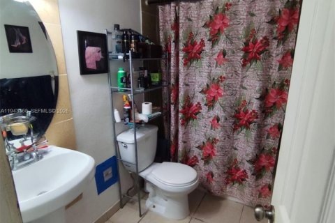Copropriété à vendre à Miami, Floride: 2 chambres, 74.32 m2 № 1999599 - photo 13