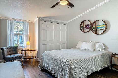 Condo in New Smyrna Beach, Florida, 2 bedrooms  № 1903965 - photo 23