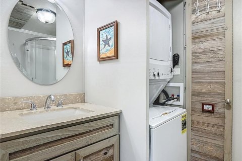 Condo in New Smyrna Beach, Florida, 2 bedrooms  № 1903965 - photo 27