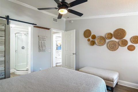 Condo in New Smyrna Beach, Florida, 2 bedrooms  № 1903965 - photo 25