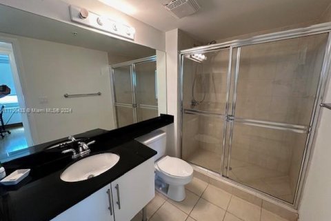 Condominio en venta en Miami, Florida, 2 dormitorios, 97.64 m2 № 1937810 - foto 18