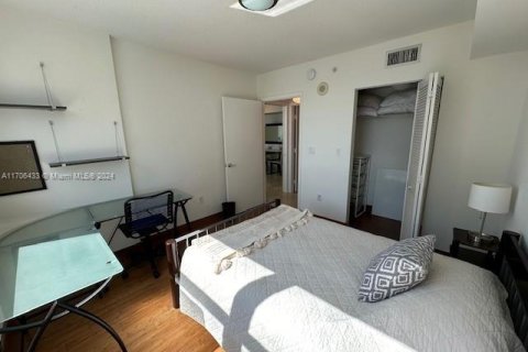 Condominio en venta en Miami, Florida, 2 dormitorios, 97.64 m2 № 1937810 - foto 17