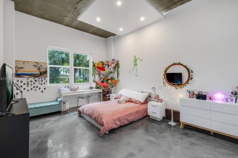 Condo in Miami, Florida, 2 bedrooms  № 1953441 - photo 19