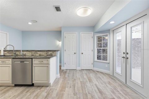 Dúplex en venta en DeLand, Florida, 3 dormitorios, 182 m2 № 2383584 - foto 14