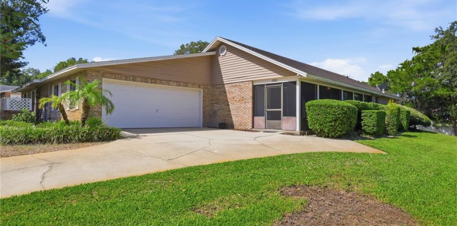 Dúplex en DeLand, Florida 3 dormitorios, 182 m2 № 2383584