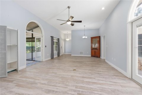 Dúplex en venta en DeLand, Florida, 3 dormitorios, 182 m2 № 2383584 - foto 8