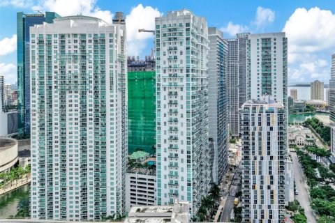 Condominio en alquiler en Miami, Florida, 1 dormitorio, 72 m2 № 2002885 - foto 8