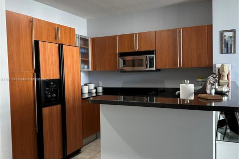 Condo in West Palm Beach, Florida, 1 bedroom  № 1781571 - photo 4