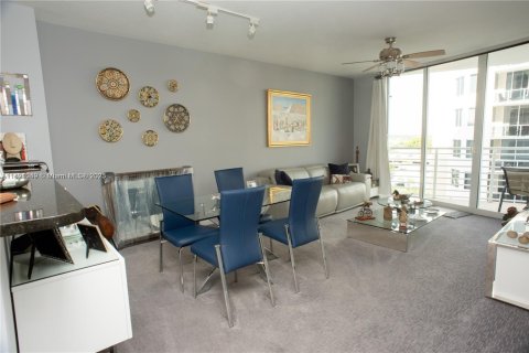Condo in West Palm Beach, Florida, 1 bedroom  № 1781571 - photo 6