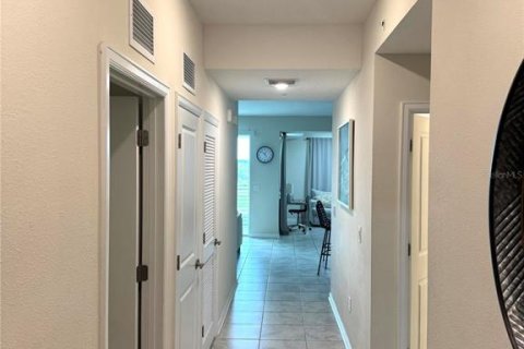 Condominio en alquiler en Kissimmee, Florida, 2 dormitorios, 111.11 m2 № 1910512 - foto 5