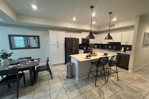 Condominio en alquiler en Kissimmee, Florida, 2 dormitorios, 111.11 m2 № 1910512 - foto 10