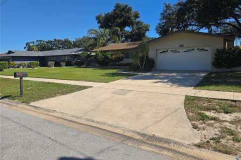 Villa ou maison à Clearwater, Floride 3 chambres, 165.09 m2 № 2430598