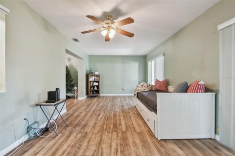 House in Palm Harbor, Florida 3 bedrooms, 182.09 sq.m. № 1559216 - photo 18