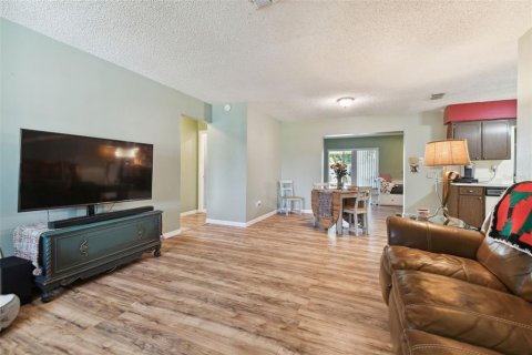 House in Palm Harbor, Florida 3 bedrooms, 182.09 sq.m. № 1559216 - photo 11