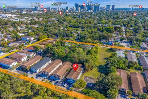 Propiedad comercial en venta en Fort Lauderdale, Florida, 451.04 m2 № 2152909 - foto 21