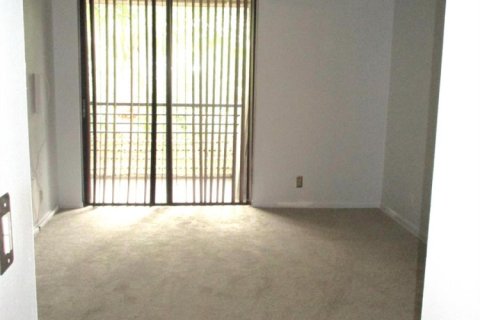 Copropriété à louer à Tamarac, Floride: 2 chambres, 96.62 m2 № 2182898 - photo 12