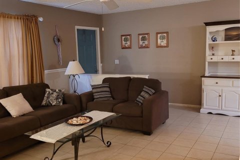 Villa ou maison à vendre à Port Charlotte, Floride: 2 chambres, 89.37 m2 № 1903556 - photo 4